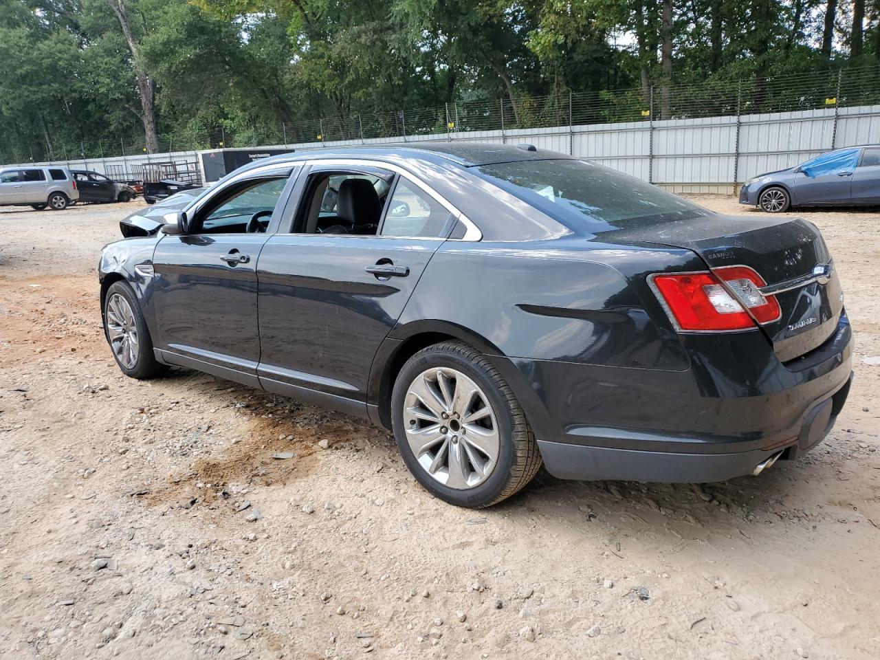 2011 Ford Taurus Limited - Фото 2