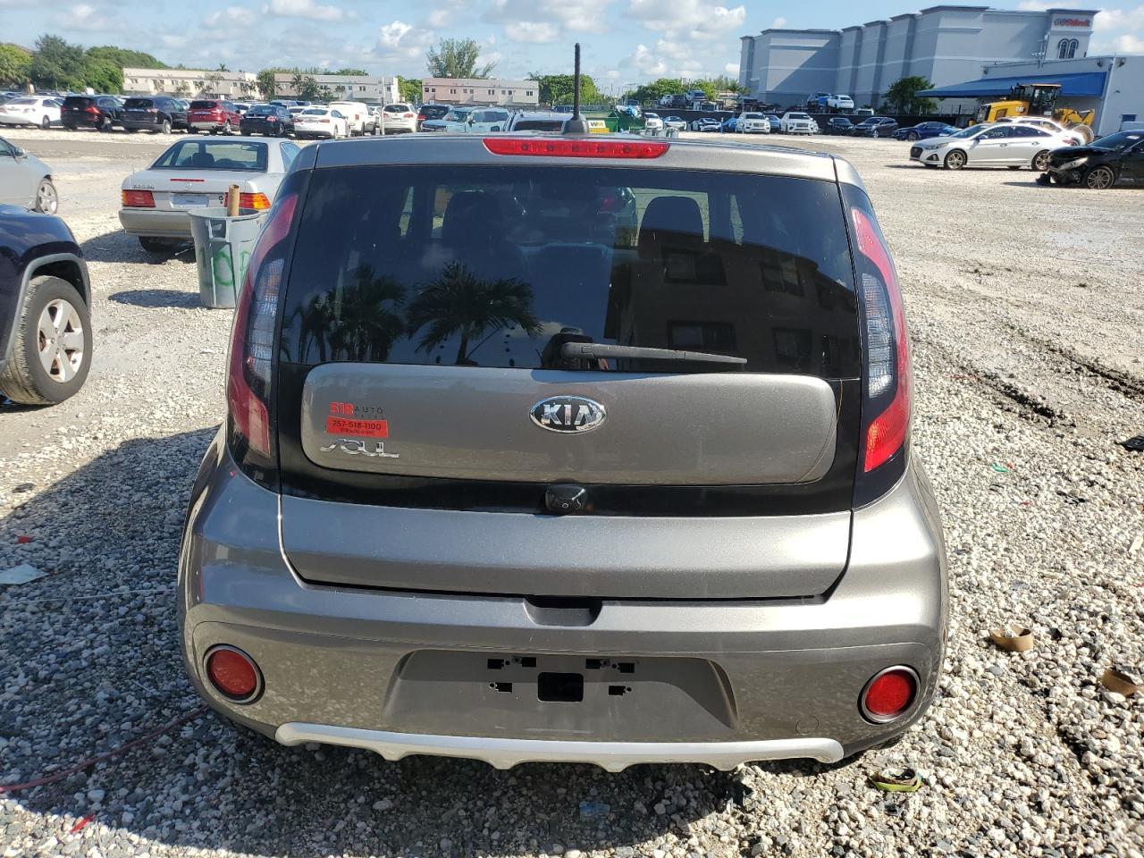 2017 Kia Soul + - Фото 6