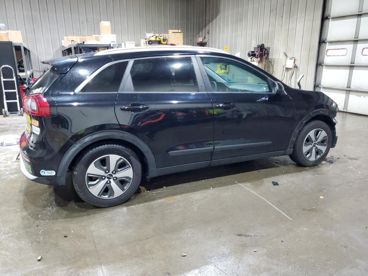 2019 Kia Niro Fe - Image 3