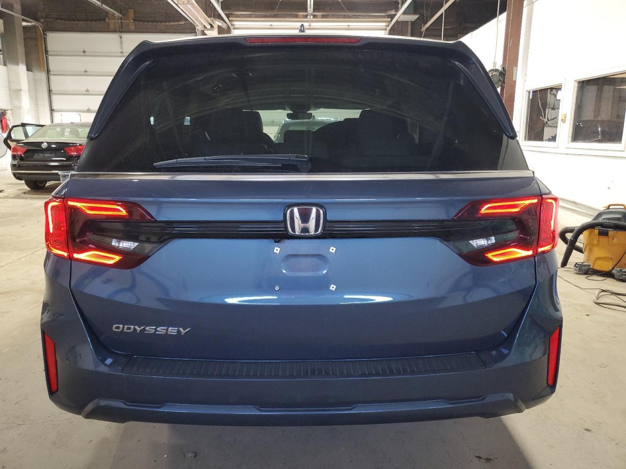 2025 Honda Odyssey Exl - Image 6