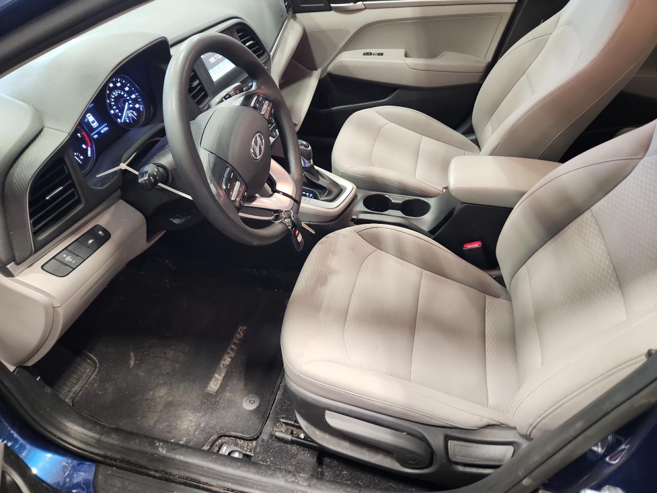 2020 Hyundai Elantra Se - Фото 7