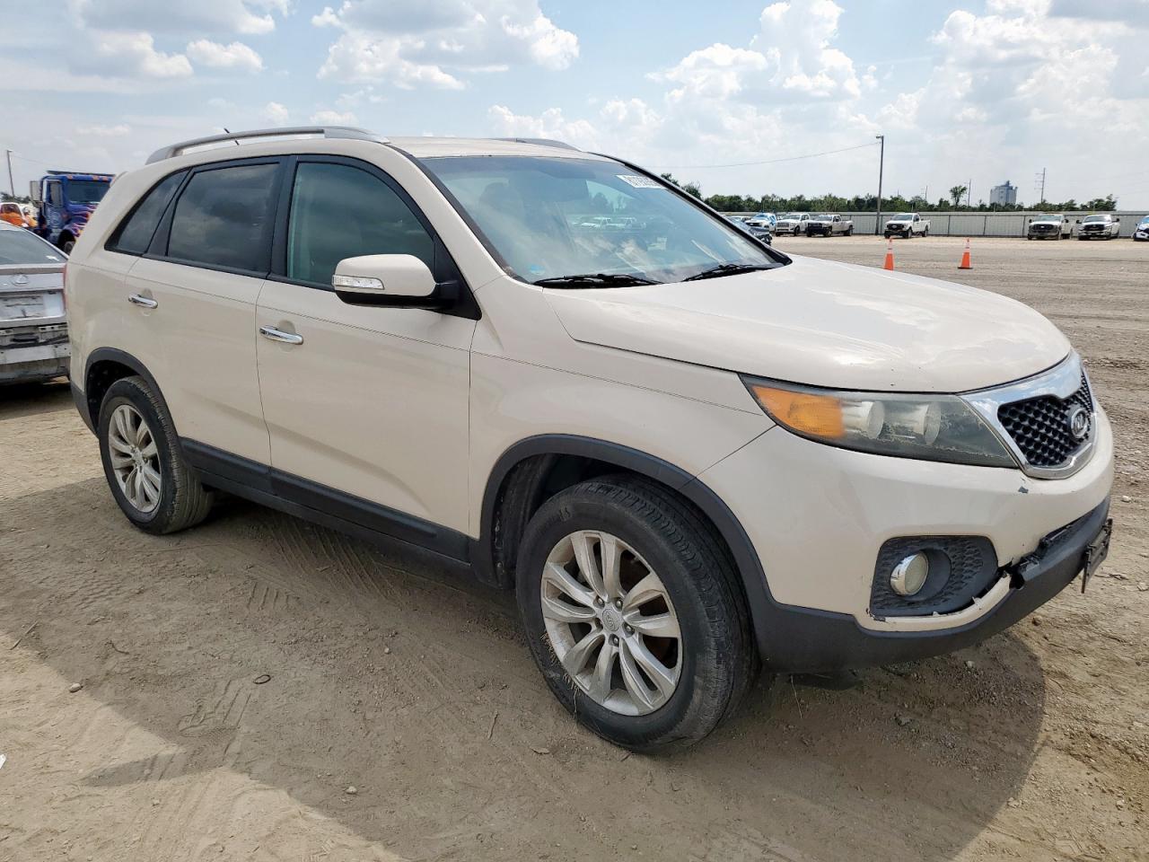 2011 Kia Sorento Ex - Image 4