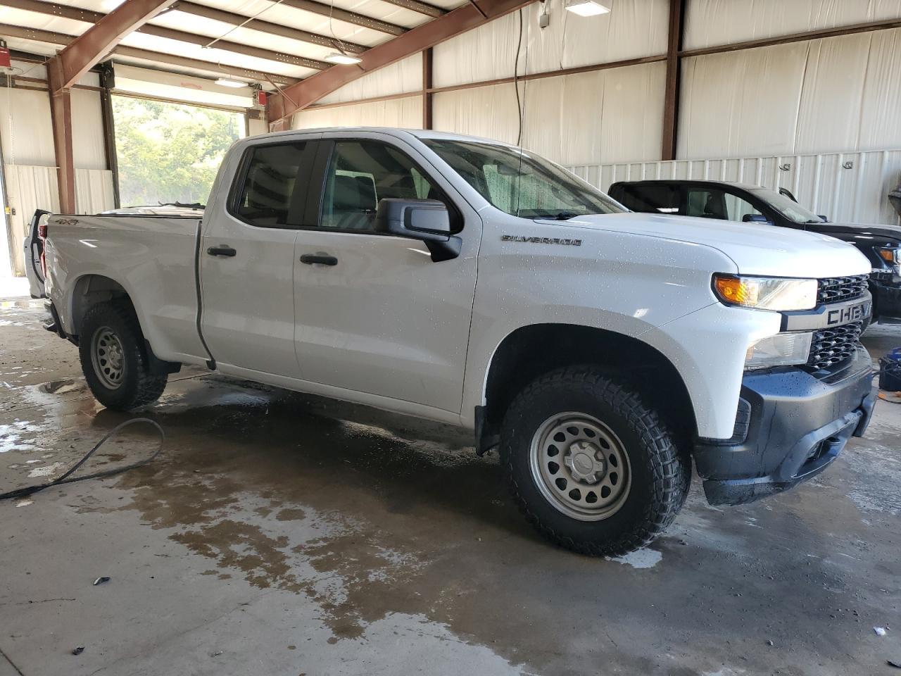 2019 Chevrolet Silverado K1500 - Фото 4