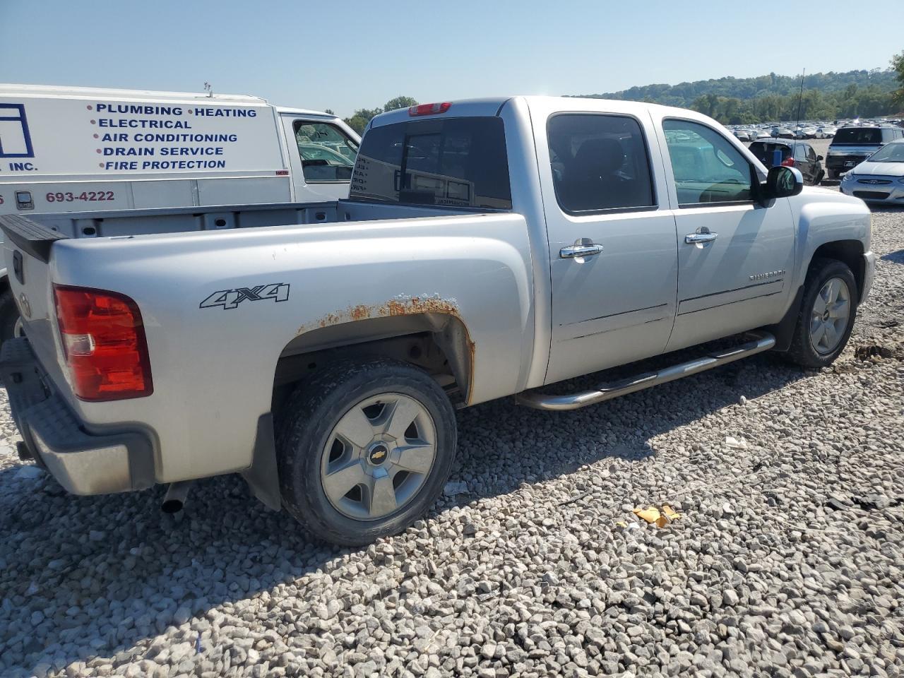2011 Chevrolet Silverado K1500 Lt - Image 3