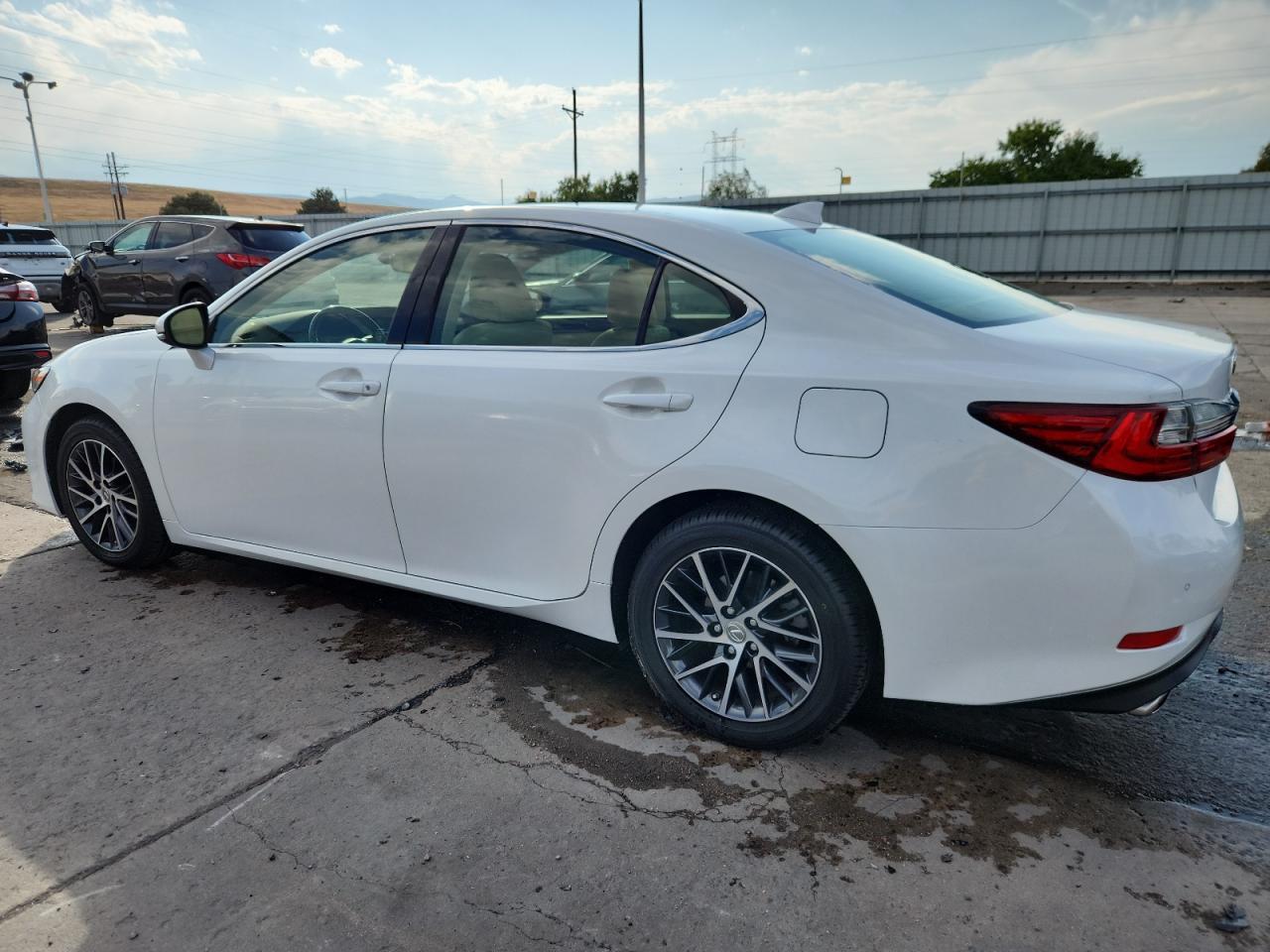2016 Lexus Es 350 - Image 2