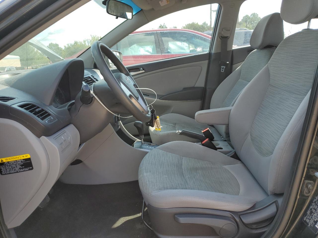2017 Hyundai Accent Se - Фото 7