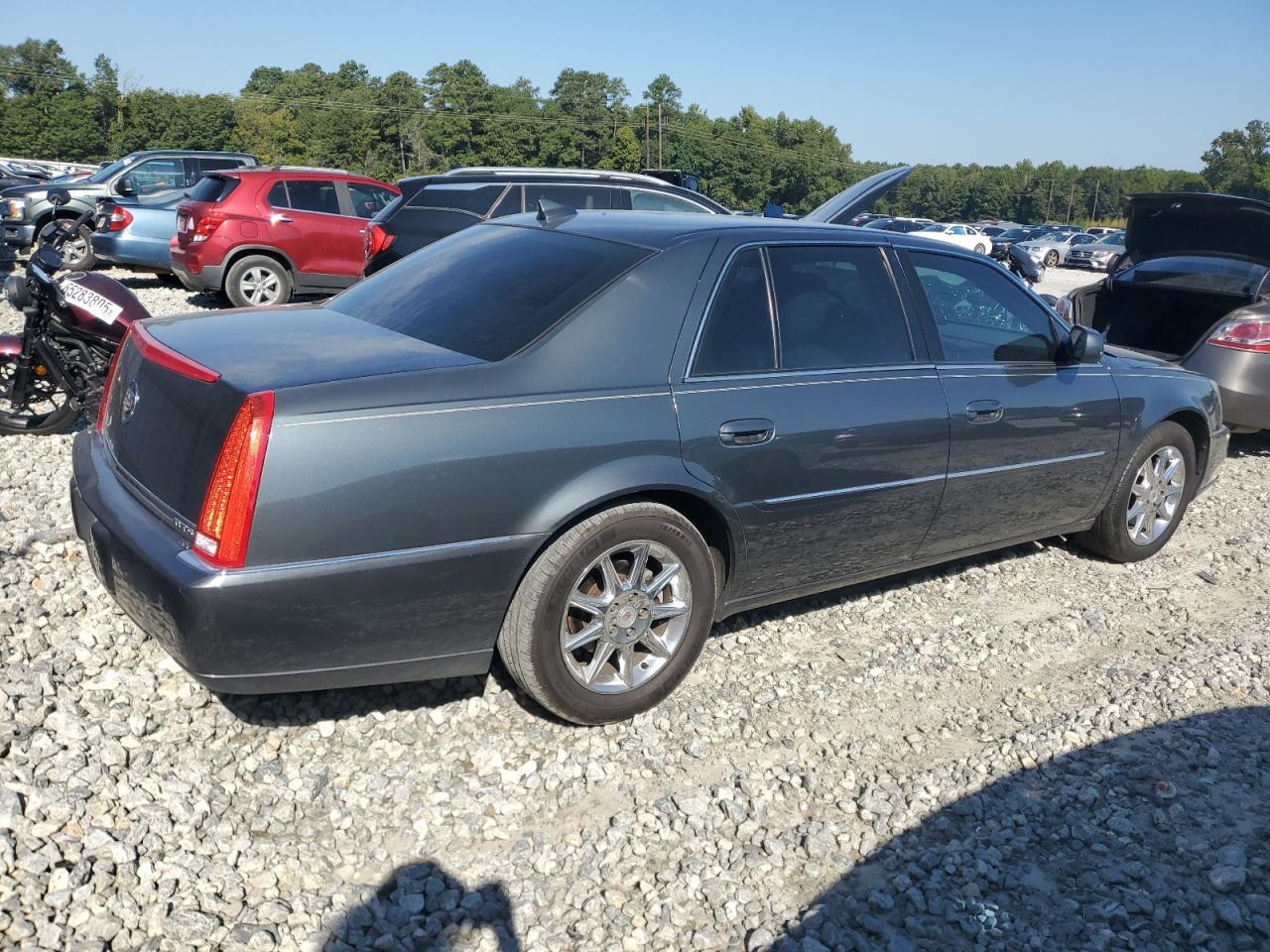 2011 Cadillac Dts Luxury Collection - Фото 3