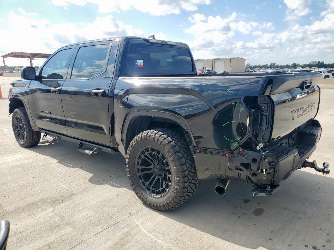 2025 Toyota Tundra Crewmax Sr - Фото 2
