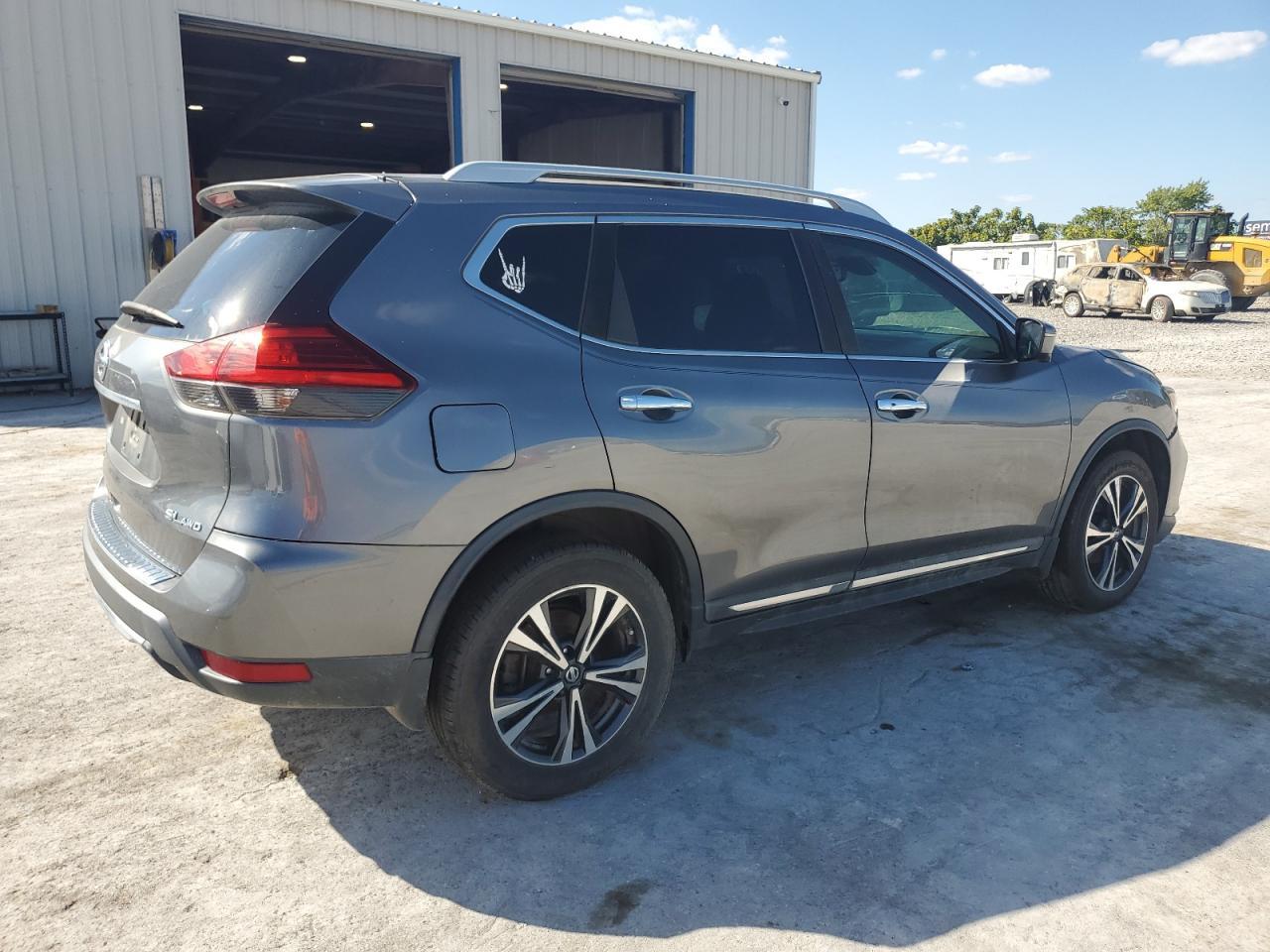 2017 Nissan Rogue Sv - Фото 3