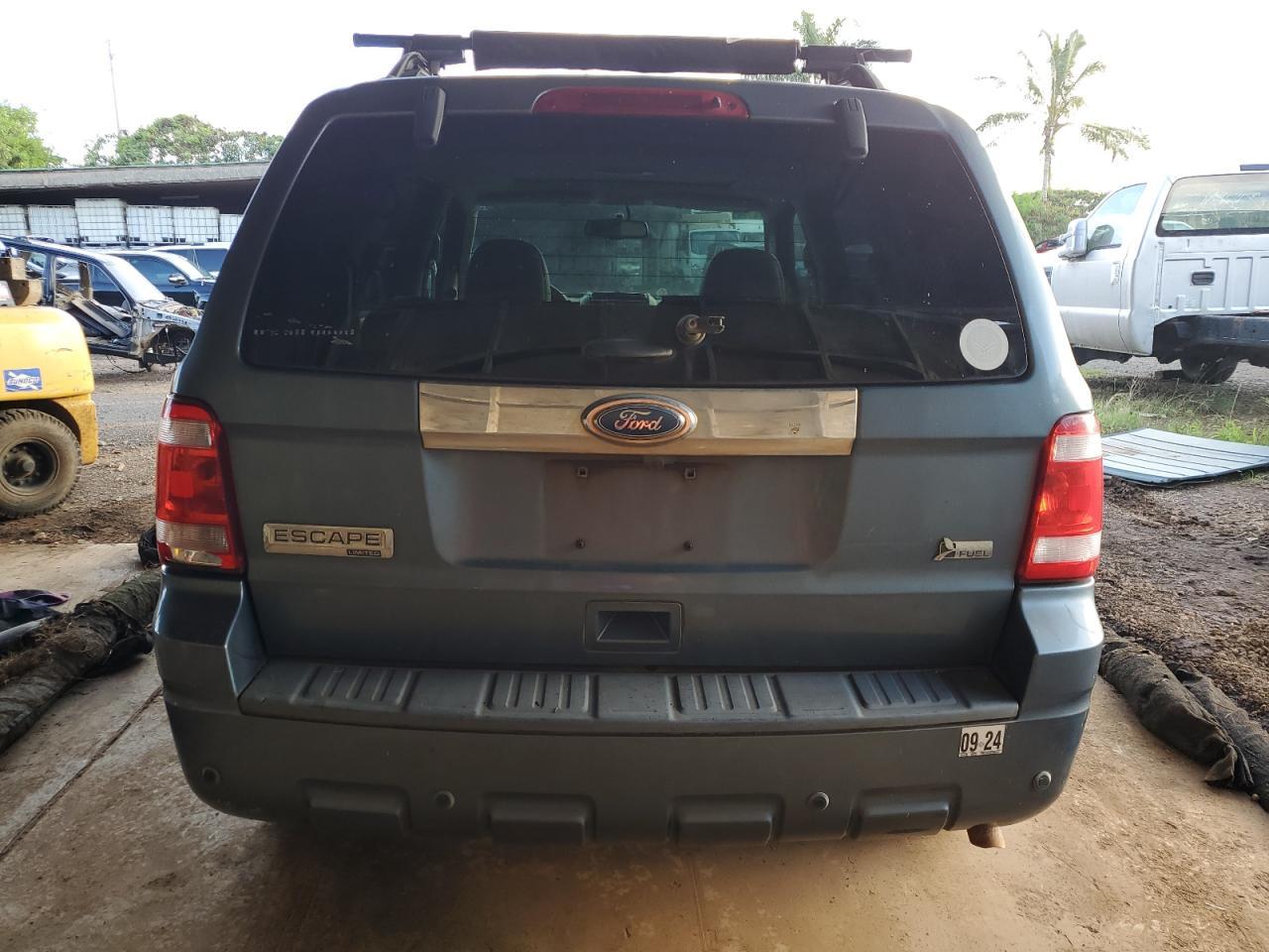 2012 Ford Escape Limited - Image 6