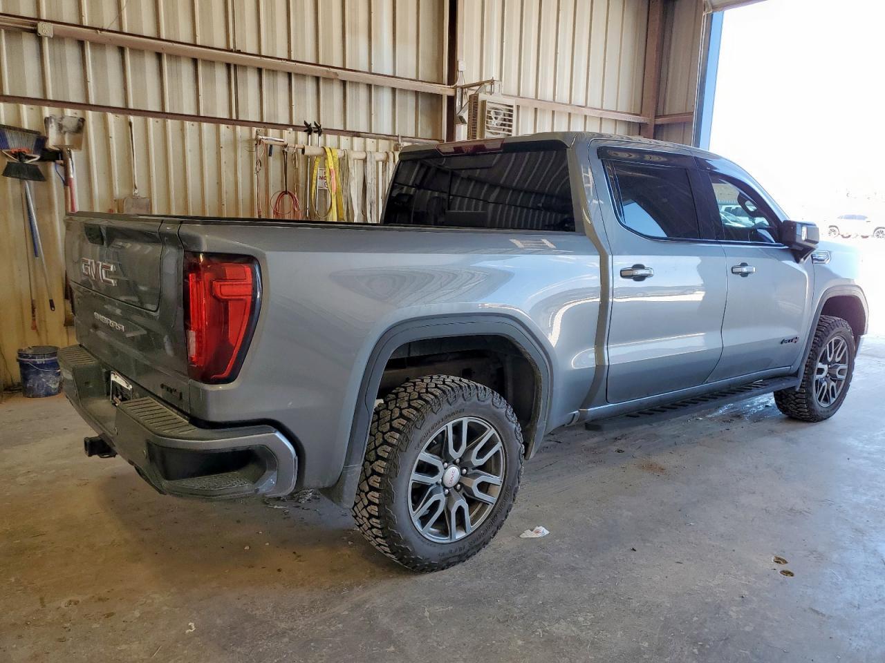 2021 GMC Sierra K1500 At4 - Фото 3