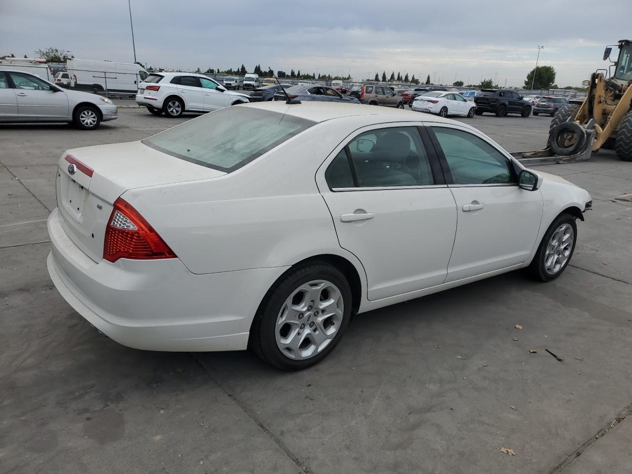 2011 Ford Fusion Se - Image 3
