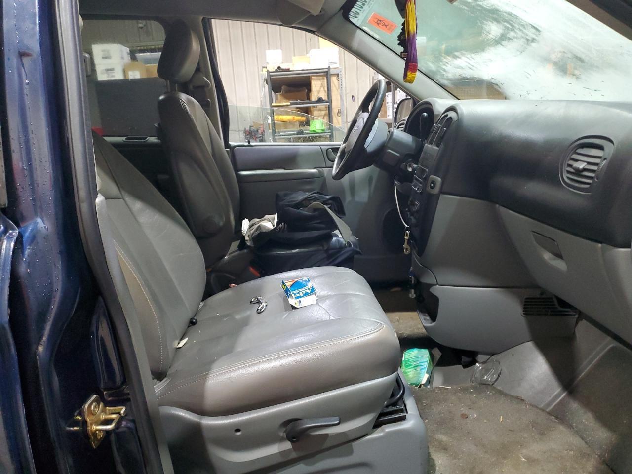 2005 Dodge Grand Caravan Se - Фото 7