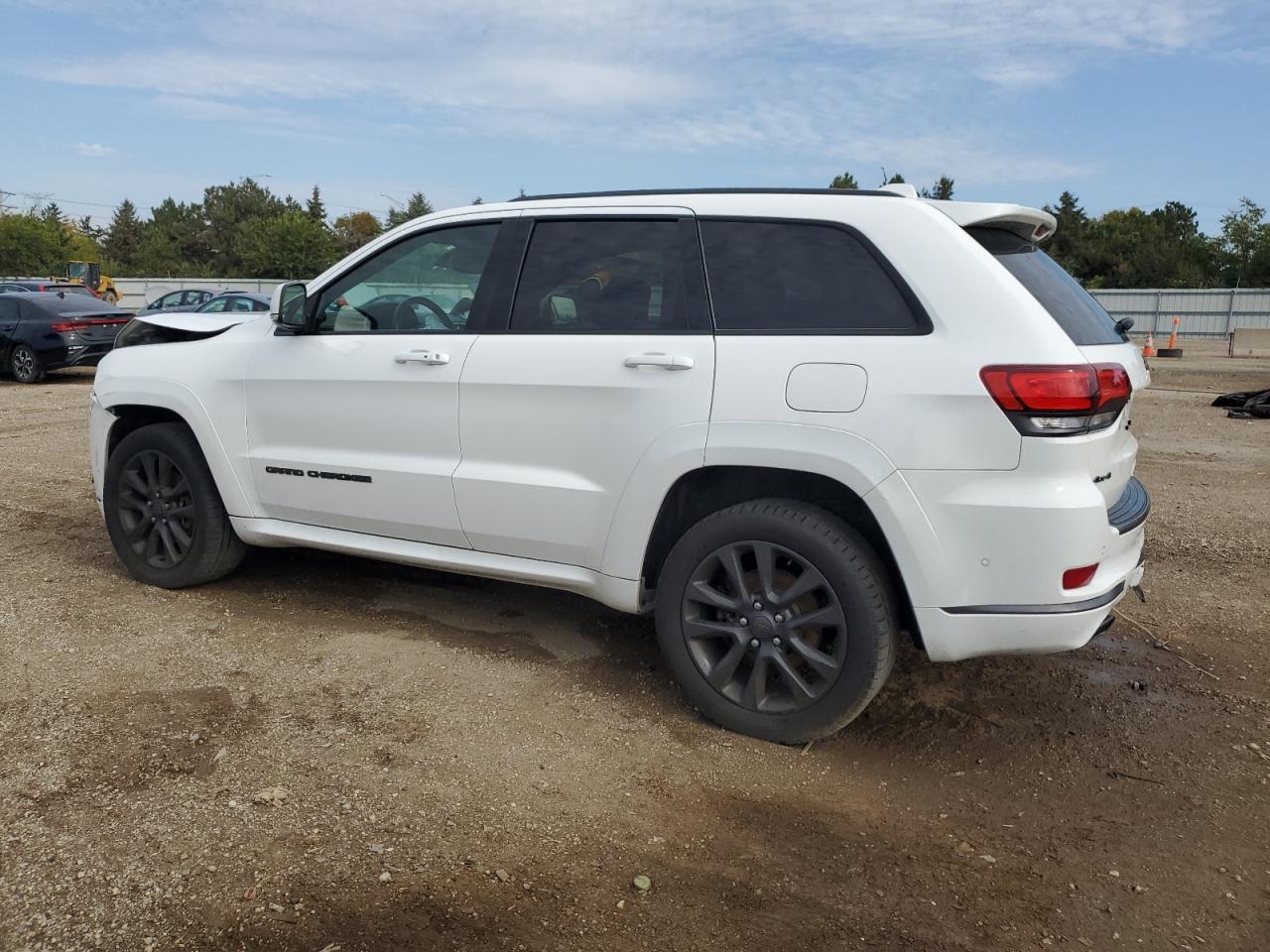 2019 Jeep Grand Cherokee Overland - Фото 2