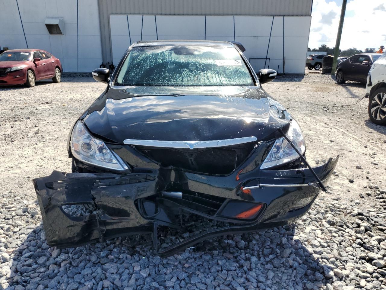 2010 Hyundai Genesis 3.8L - Фото 5