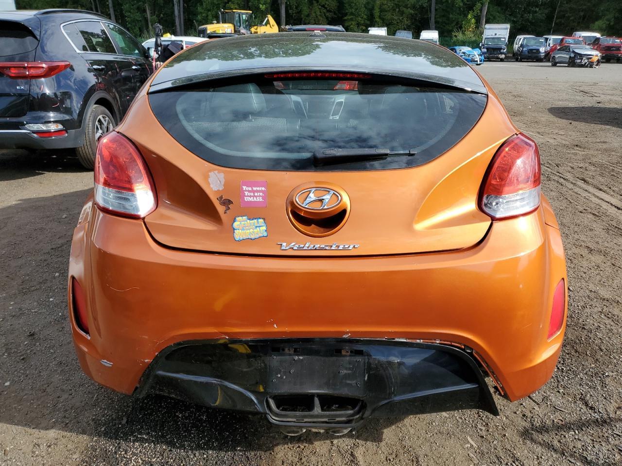 2013 Hyundai Veloster - Фото 6