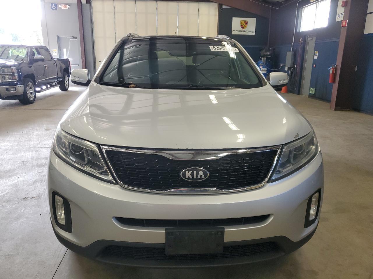 2014 Kia Sorento Ex - Image 5