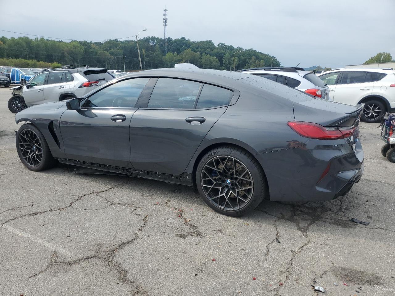 2020 BMW M8 - Фото 2