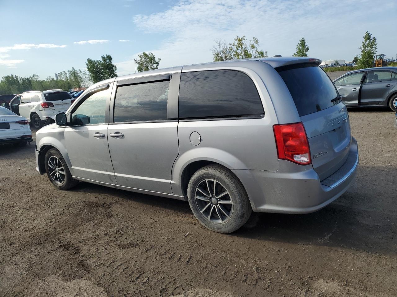 2018 Dodge Grand Caravan Gt - Фото 2