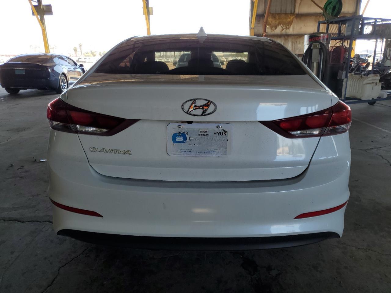 2018 Hyundai Elantra Sel - Image 6