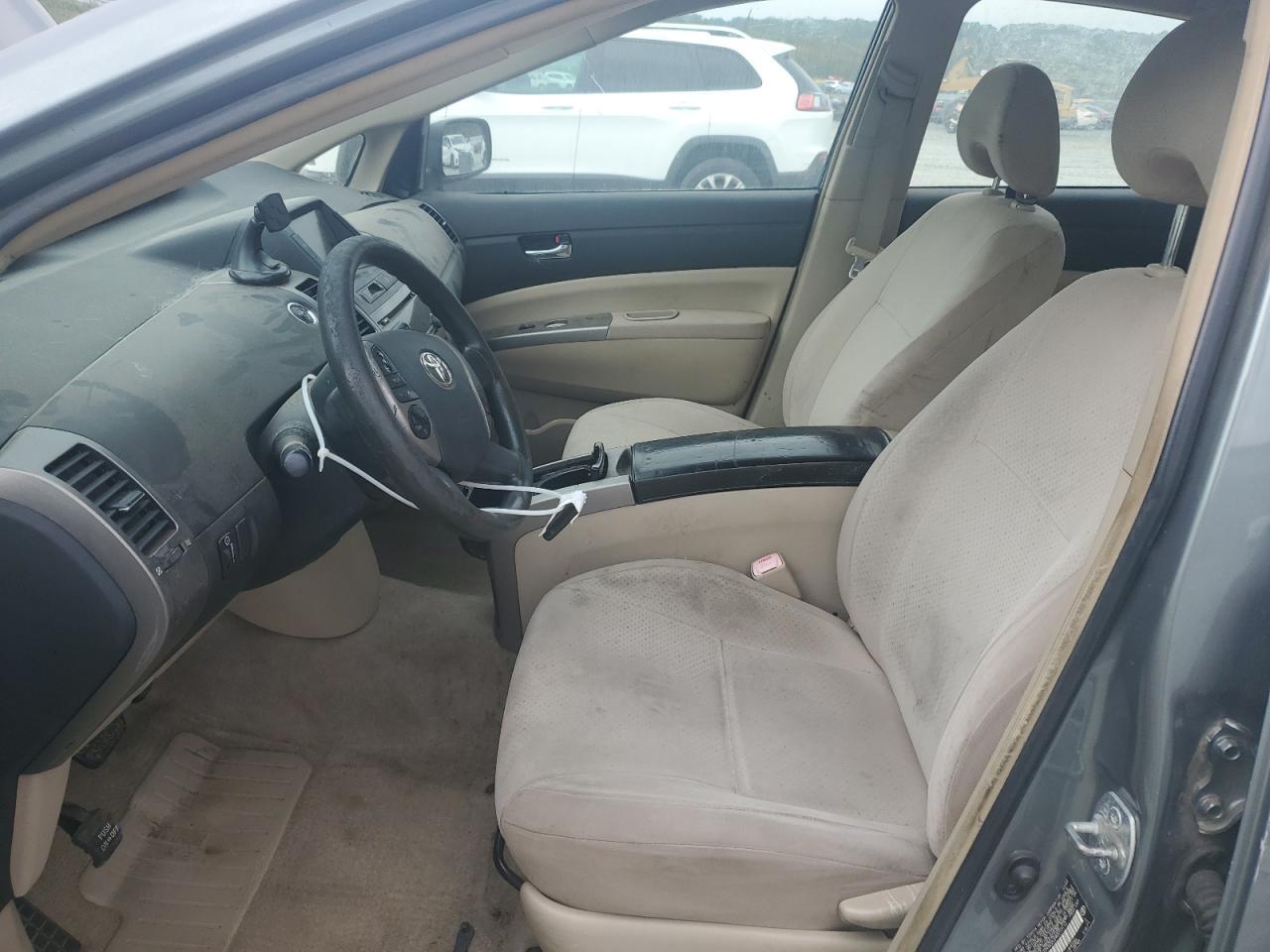 2004 Toyota Prius - Image 7