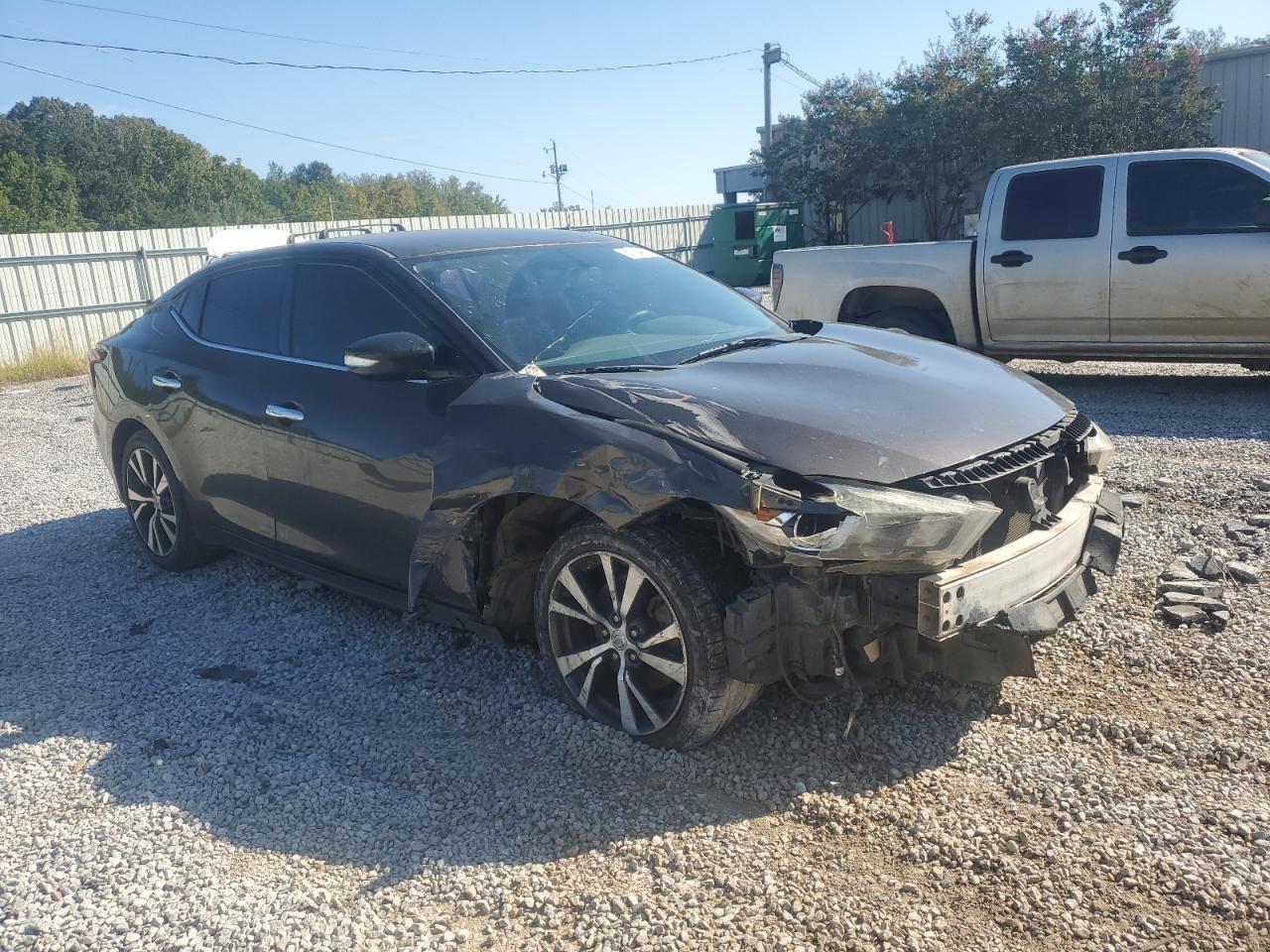 2017 Nissan Maxima 3.5S - Image 4