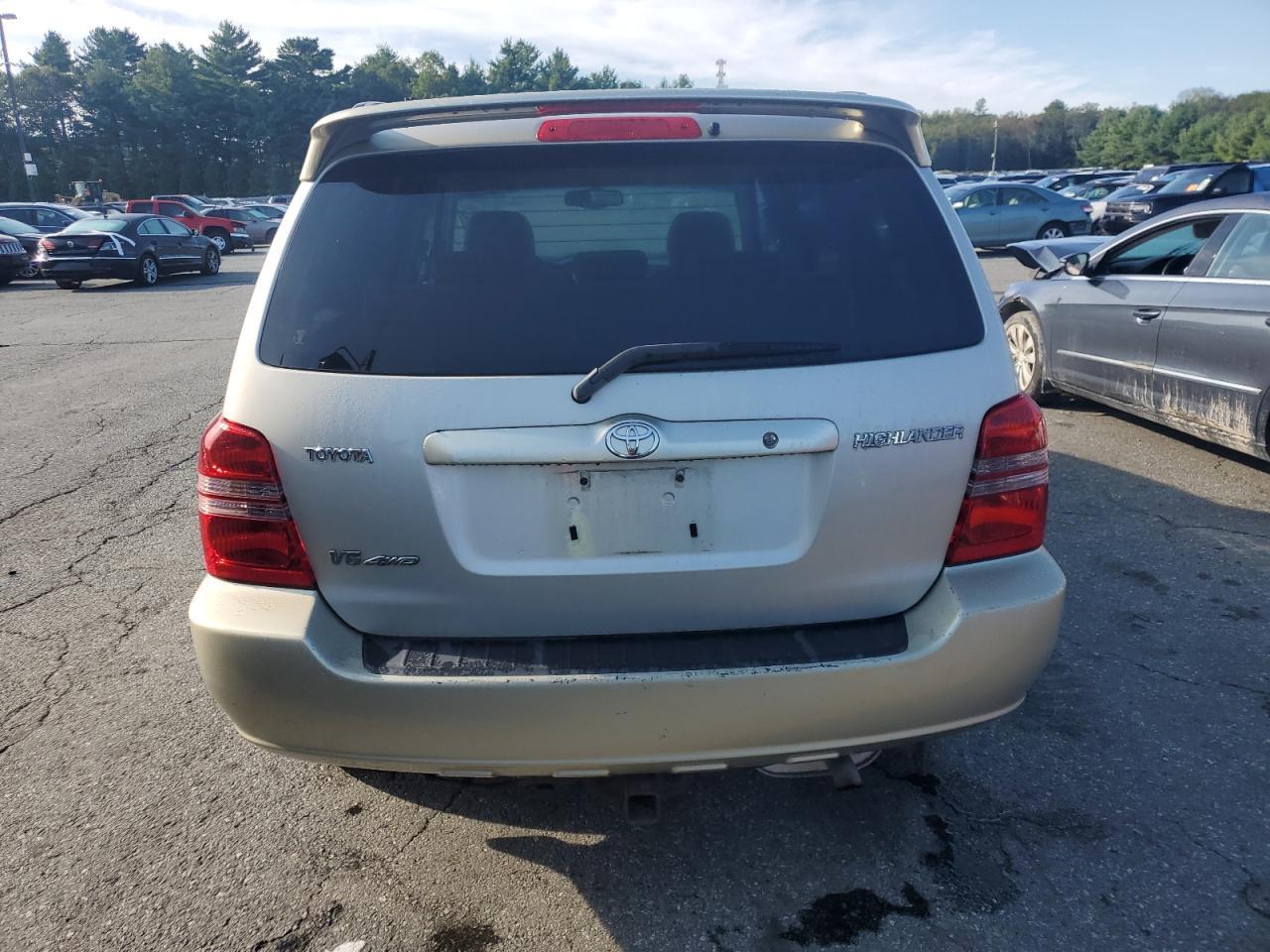 2002 Toyota Highlander Limited - Image 6