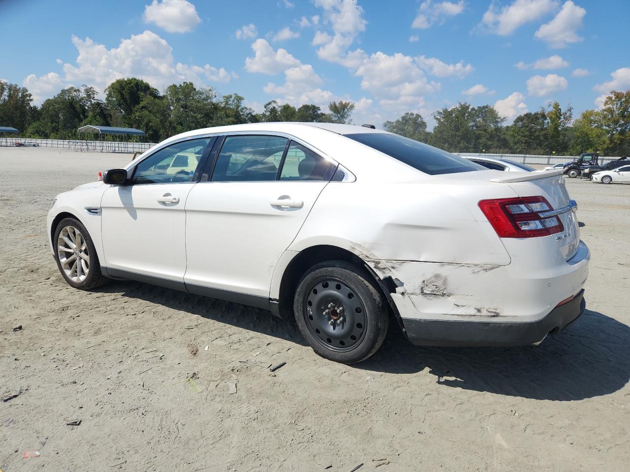 2013 Ford Taurus Limited - Image 2