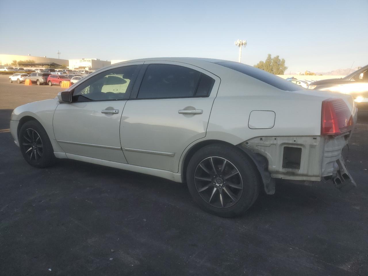 2005 Mitsubishi Galant Ls Medium - Фото 2