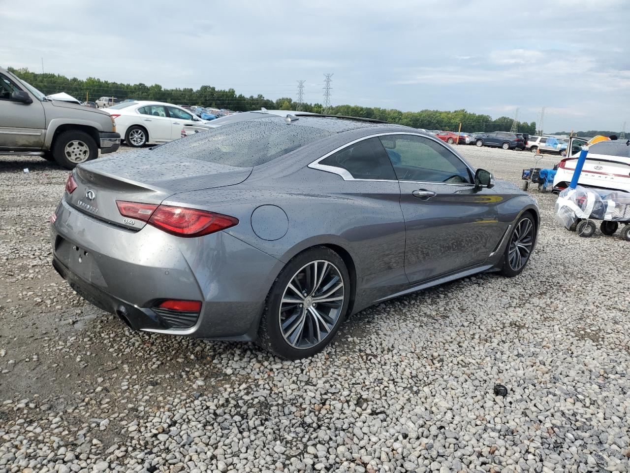 2017 Infiniti Q60 Premium - Фото 3
