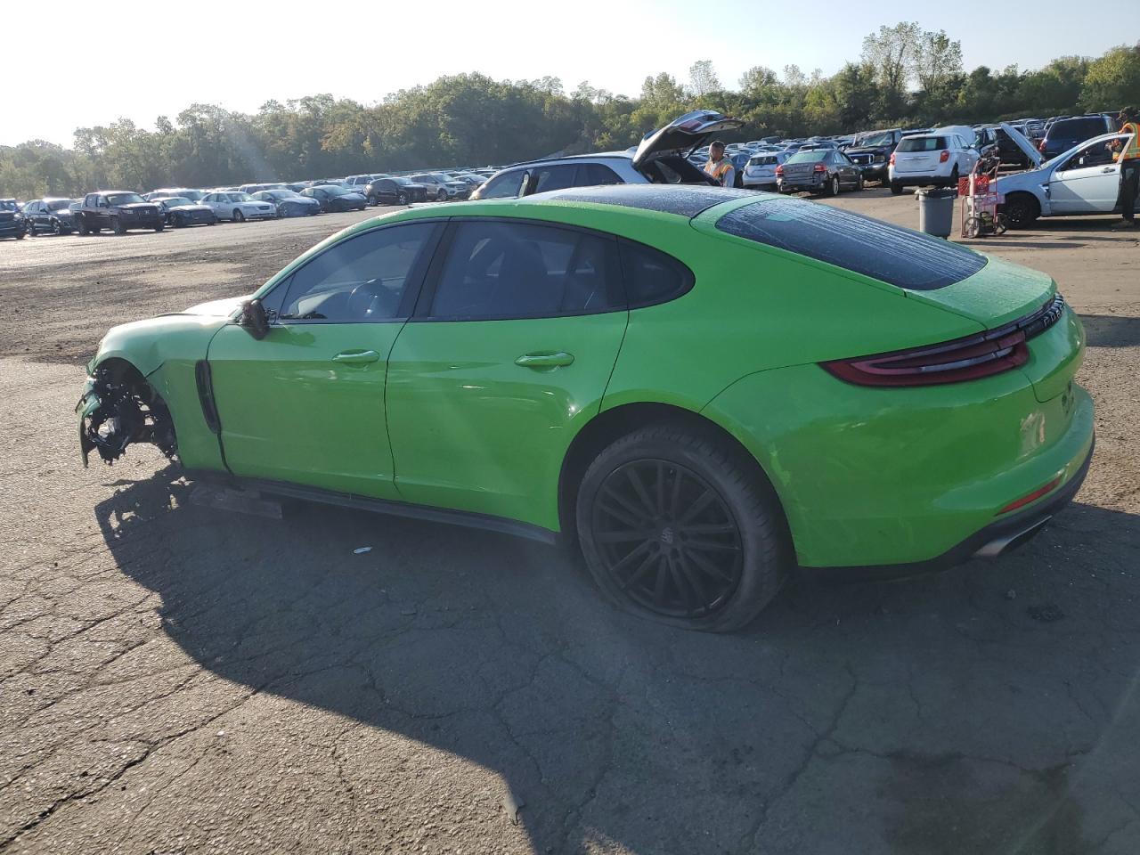 2020 Porsche Panamera Base - Фото 2