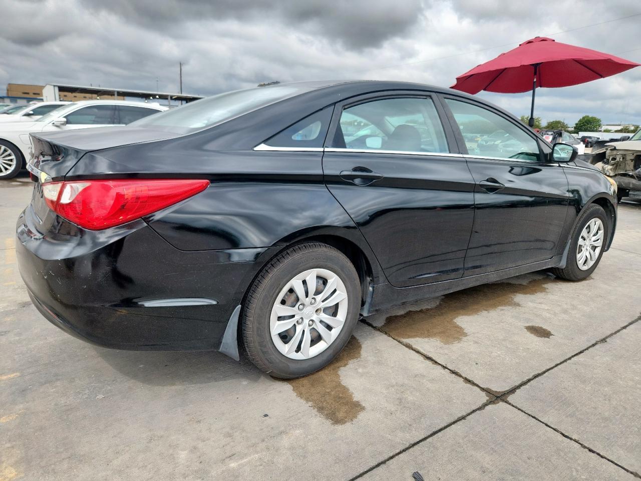 2011 Hyundai Sonata Gls - Image 3