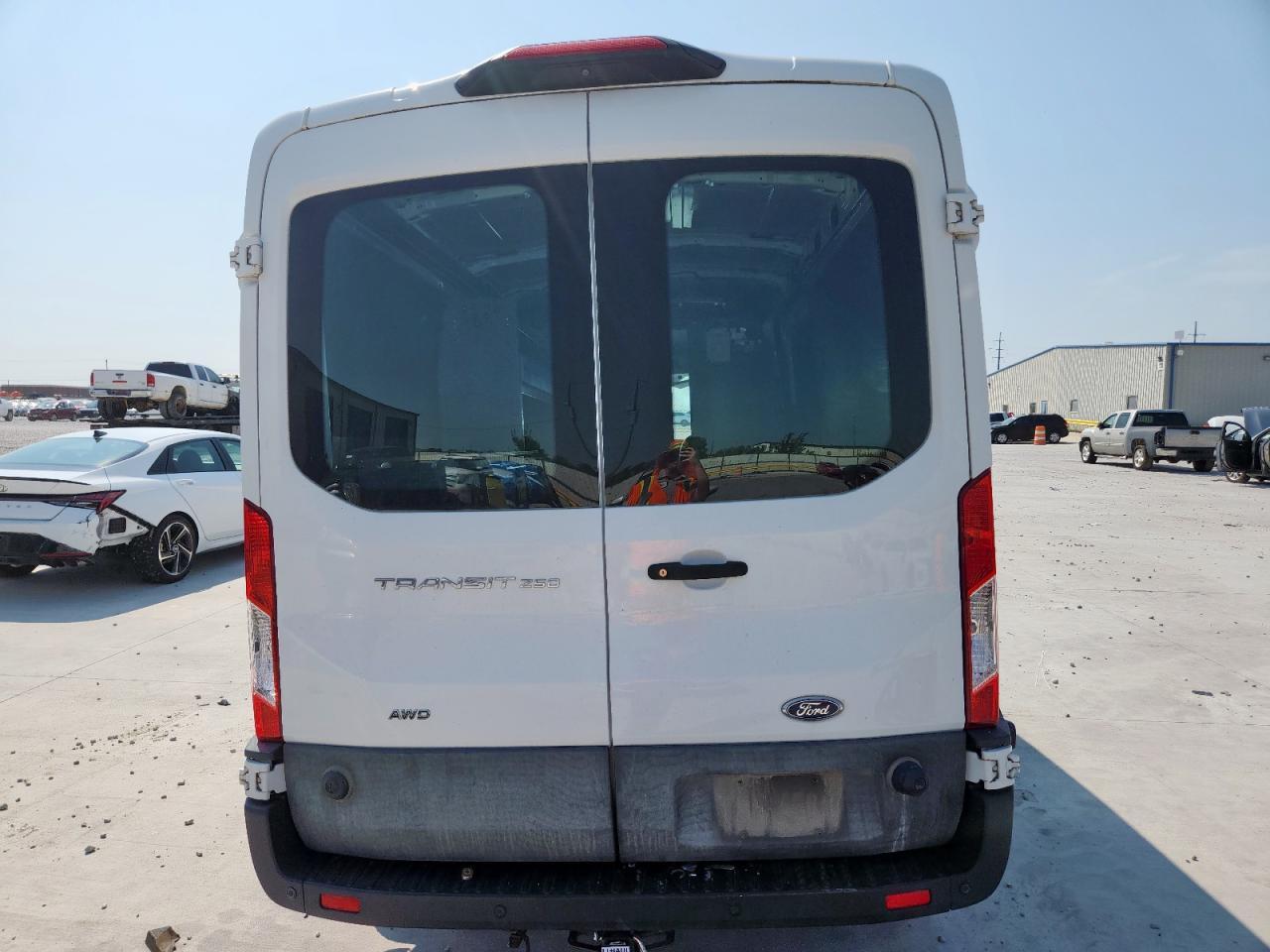 2020 Ford Transit T-250 - Image 6