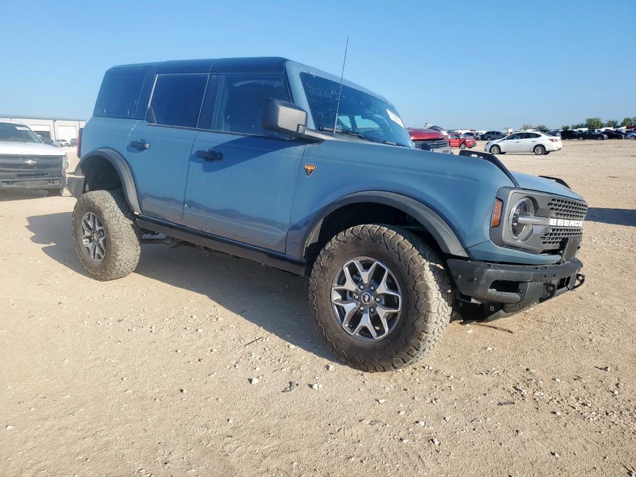 2024 Ford Bronco Badlands - Фото 4