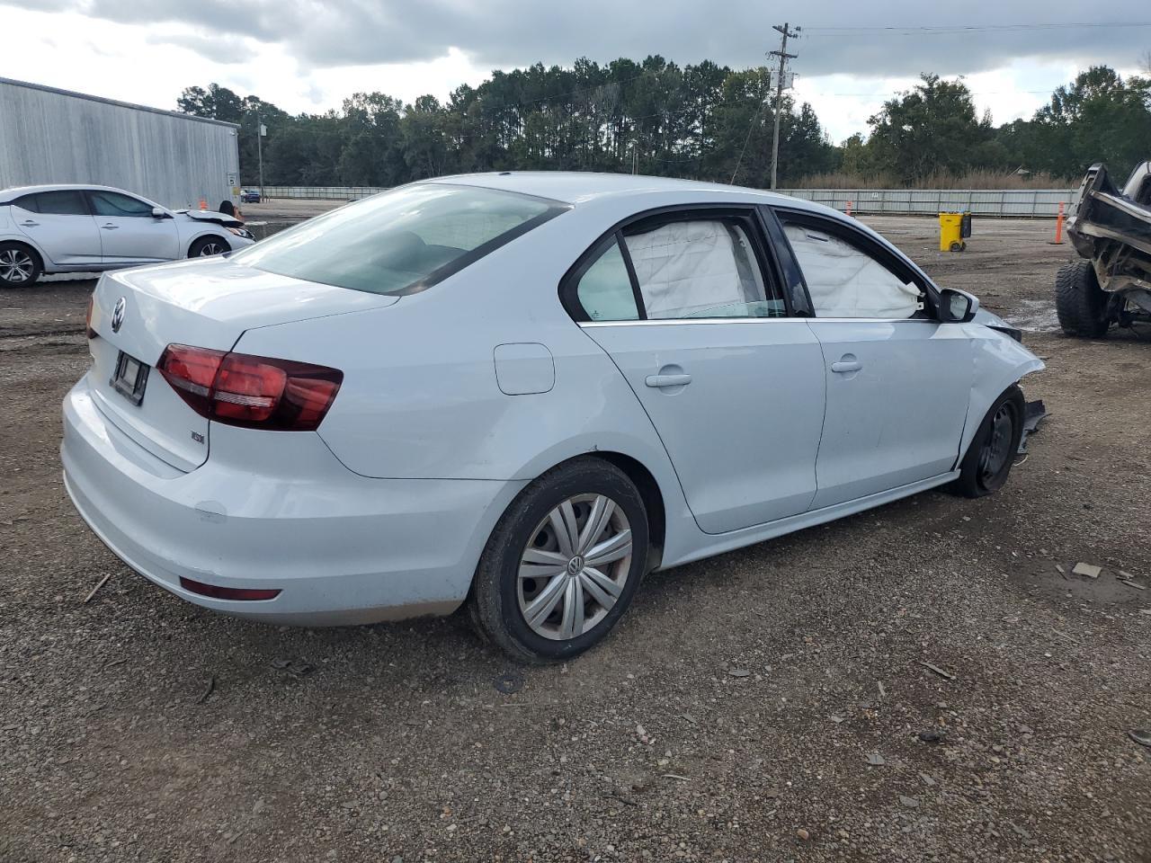2017 Volkswagen Jetta S - Image 3