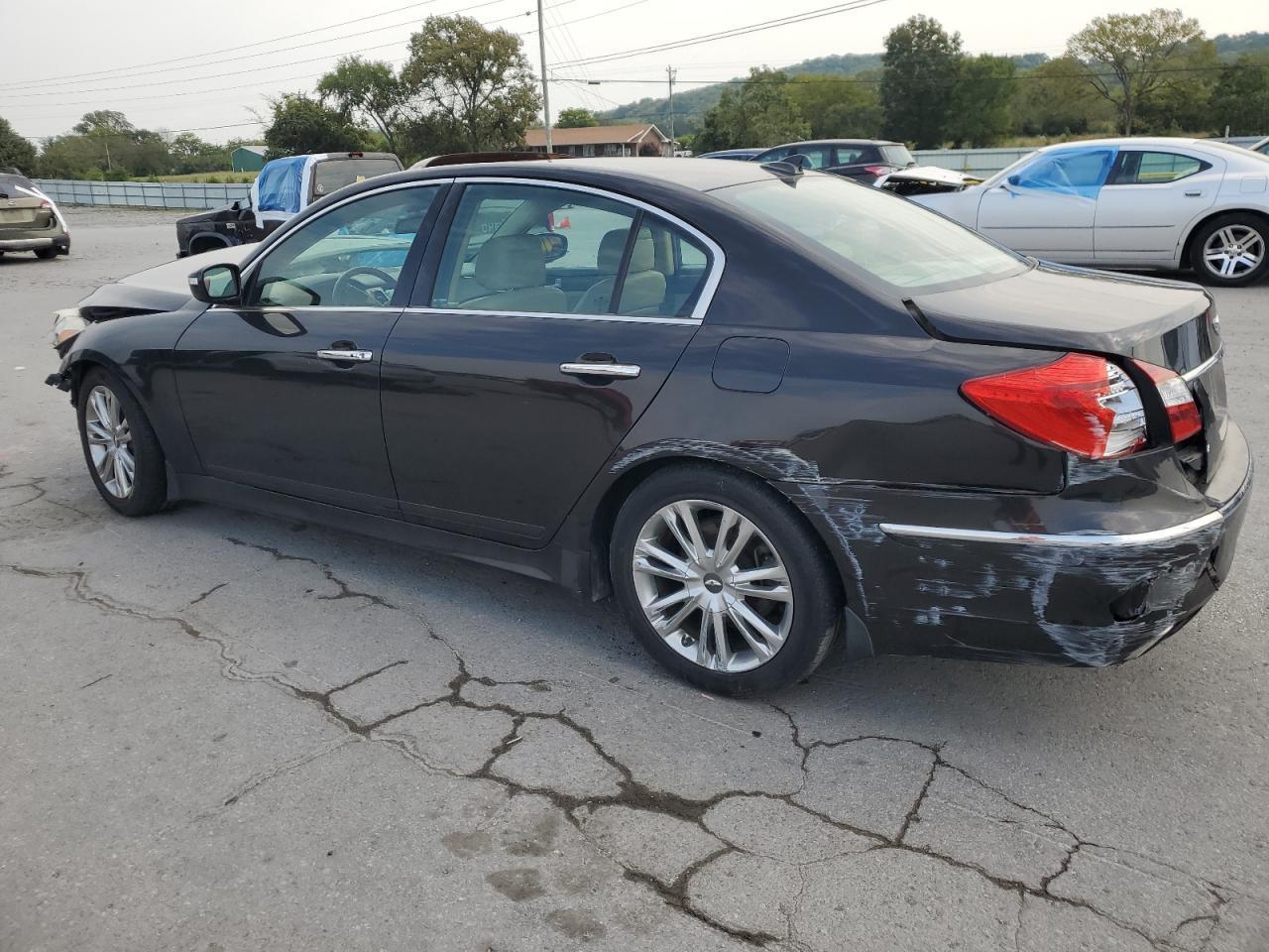 2014 Hyundai Genesis 3.8L - Фото 2