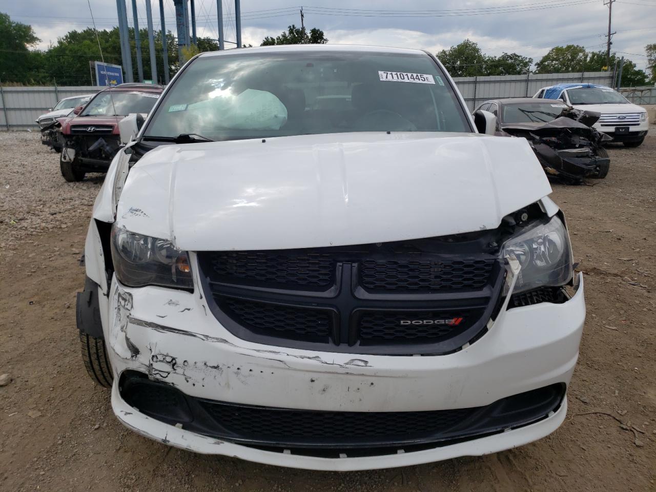2017 Dodge Grand Caravan Se - Фото 5