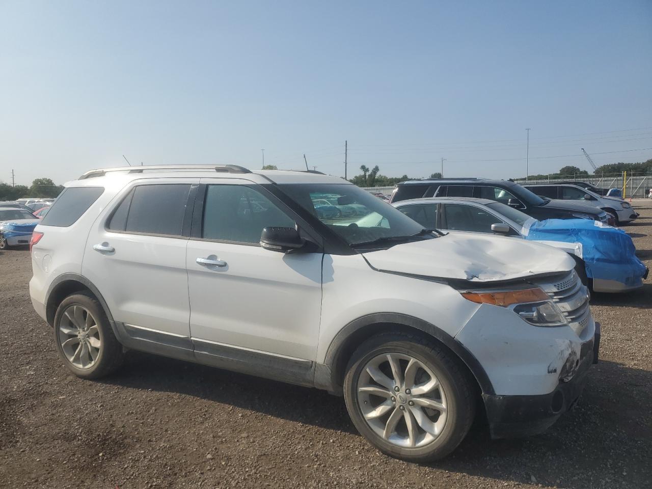 2015 Ford Explorer Xlt - Image 4