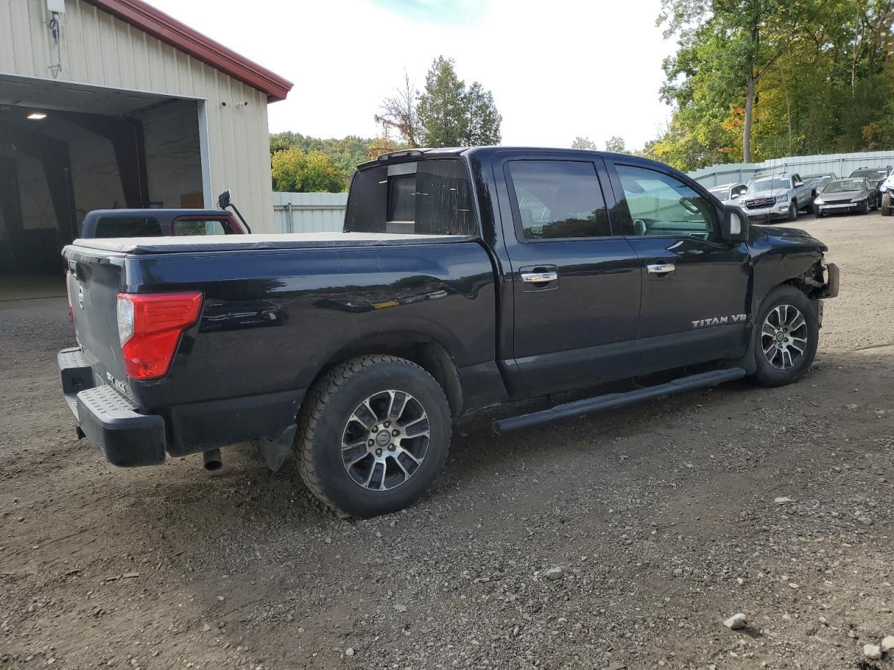 2020 Nissan Titan Sv - Image 3