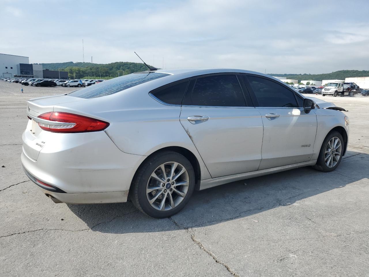 2017 Ford Fusion Se Hybrid - Фото 3