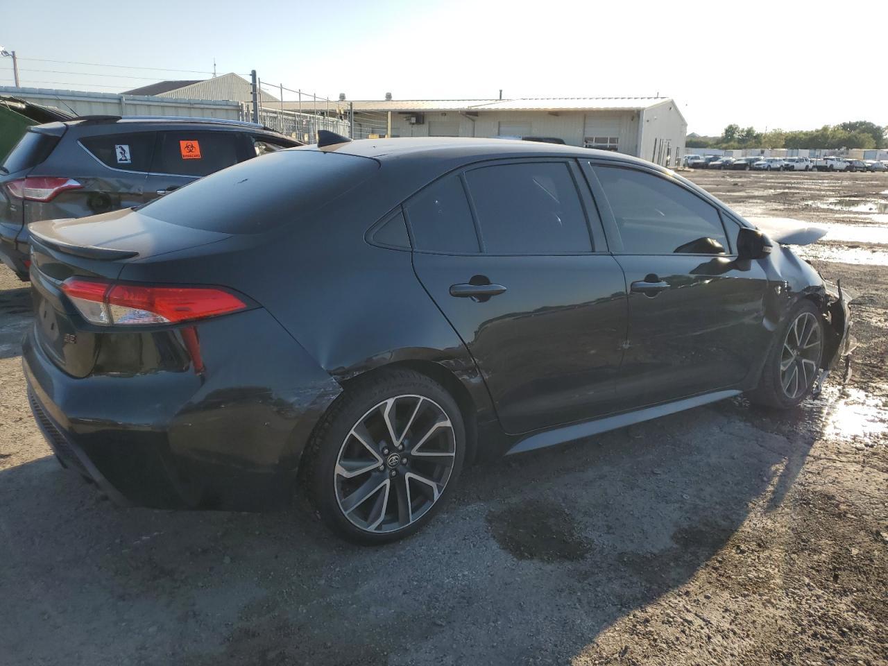 2020 Toyota Corolla Se - Image 3