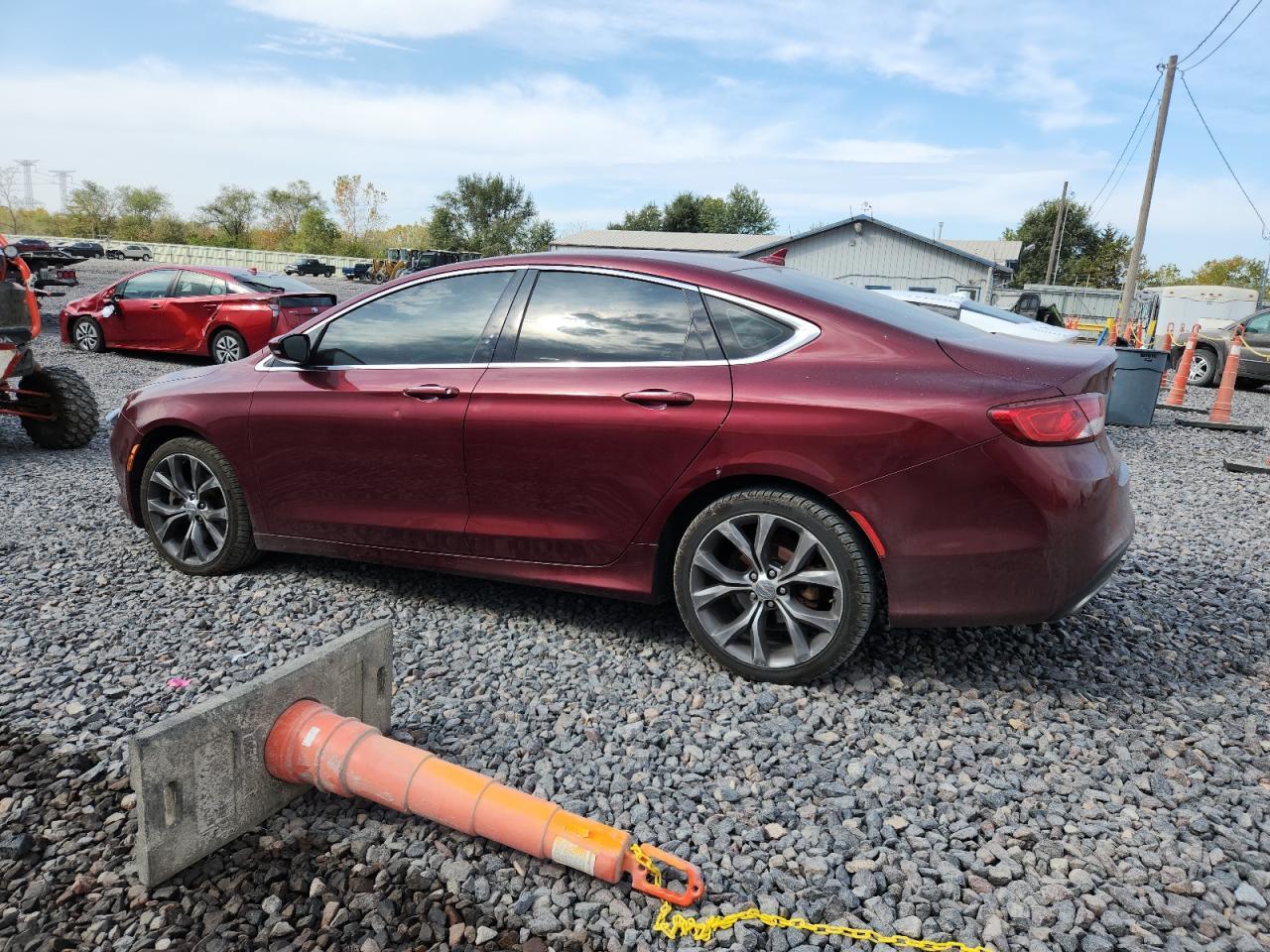 2015 Chrysler 200 C - Фото 2