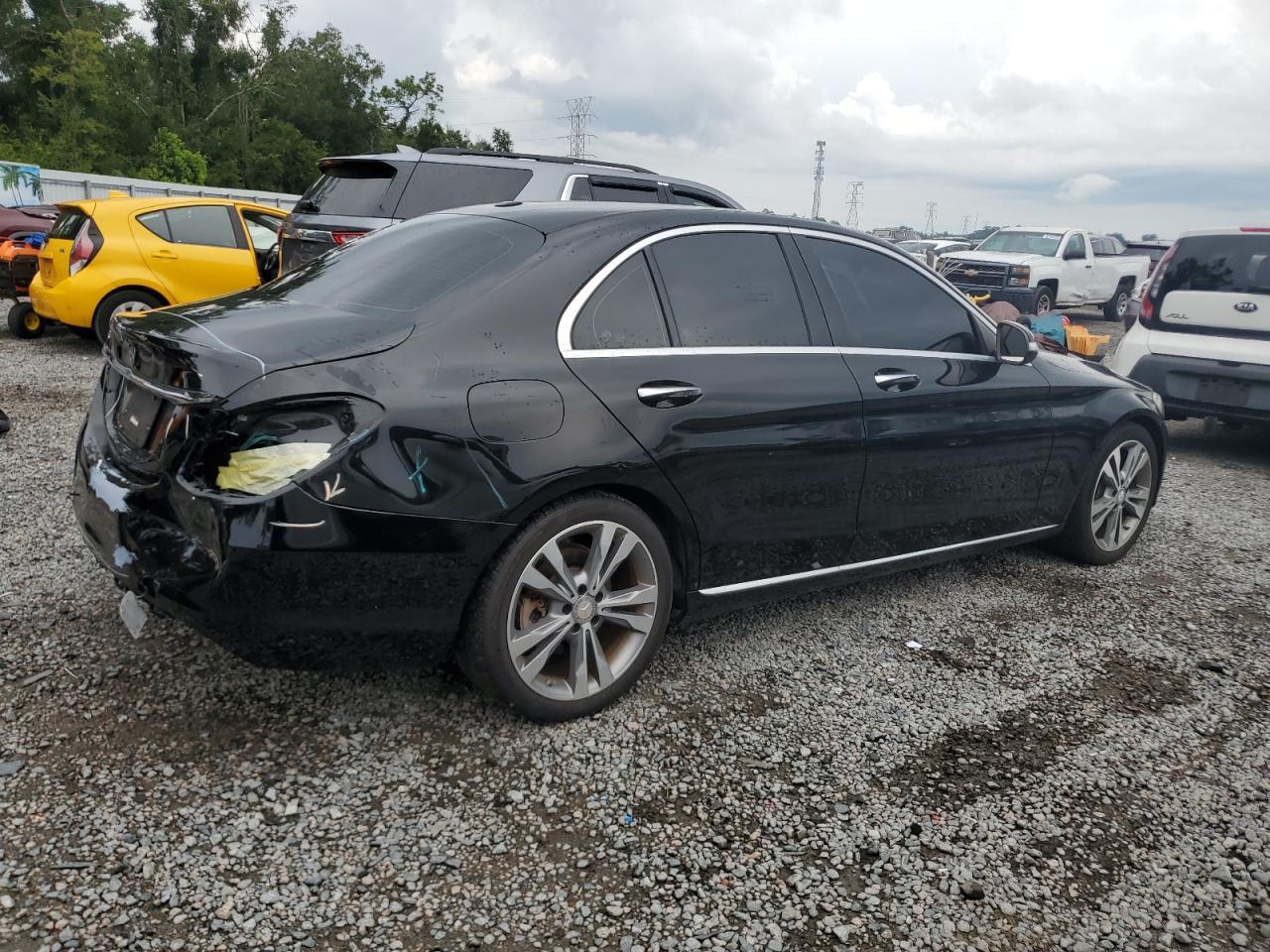 2015 Mercedes-Benz C 300 - Фото 3