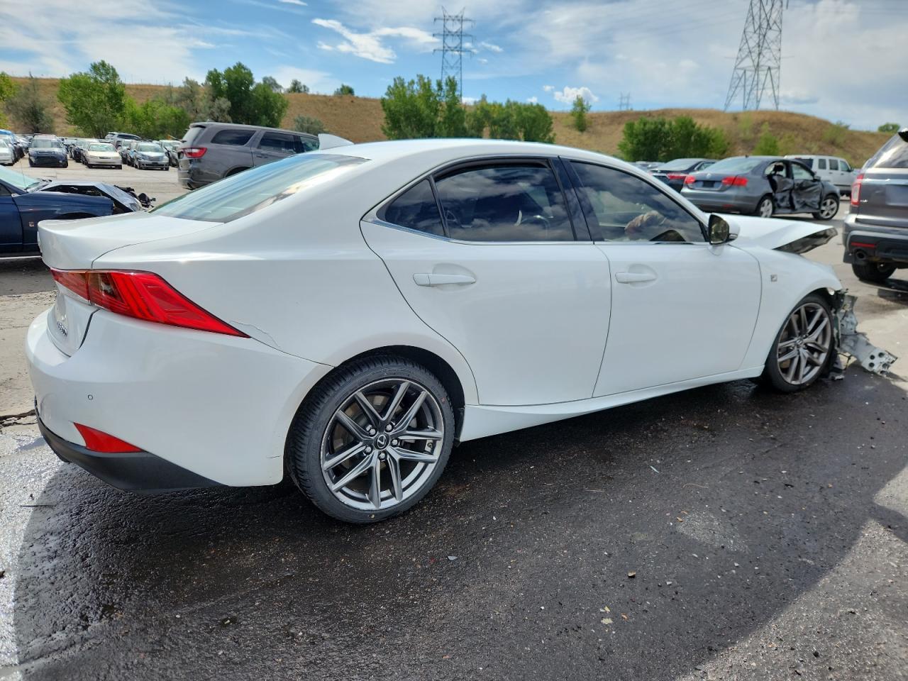 2018 Lexus Is 300 - Image 3
