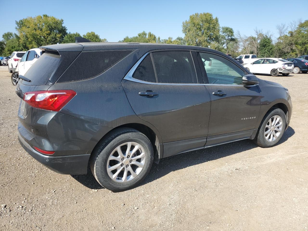 2019 Chevrolet Equinox Lt - Image 3