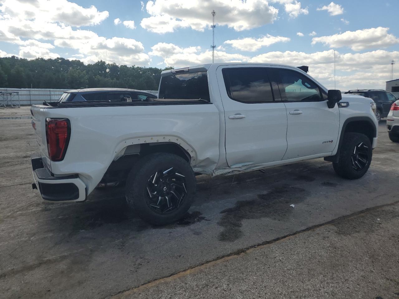 2021 GMC Sierra K1500 At4 - Image 3