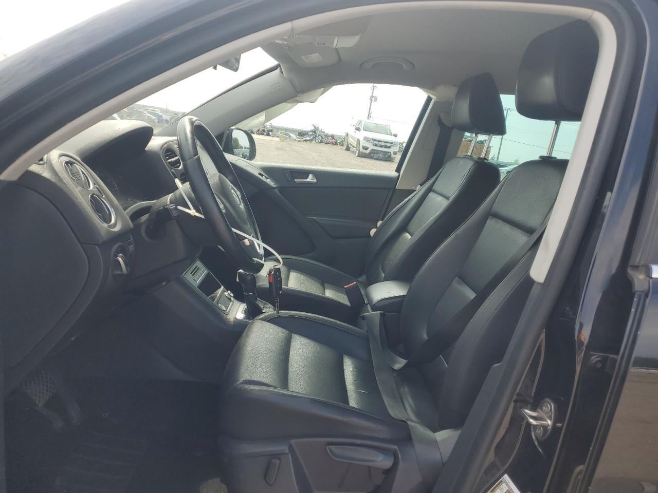 2014 Volkswagen Tiguan S - Image 7