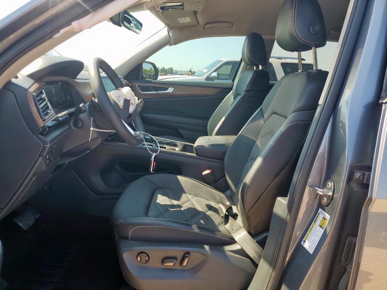 2024 Volkswagen Atlas Se - Image 7