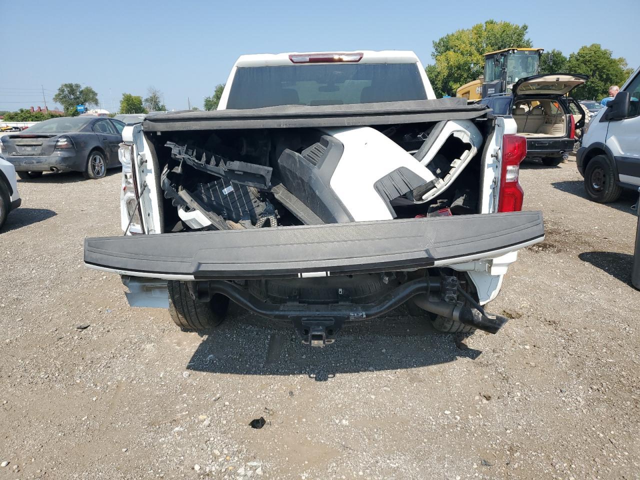 2020 Chevrolet Silverado K1500 Custom - Фото 6