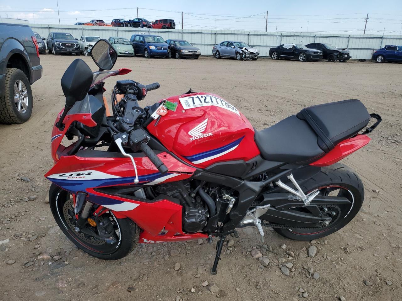 2025 Honda Cbr650 R - Фото 3